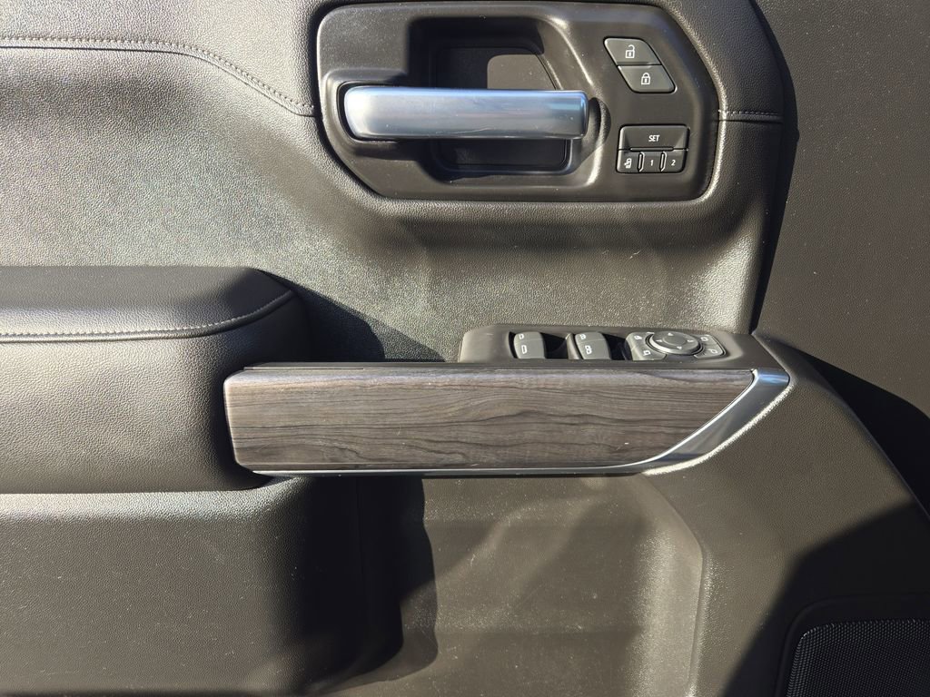 Used 2020 Chevrolet Silverado 1500 LTZ w/ LTZ Plus Package image 25