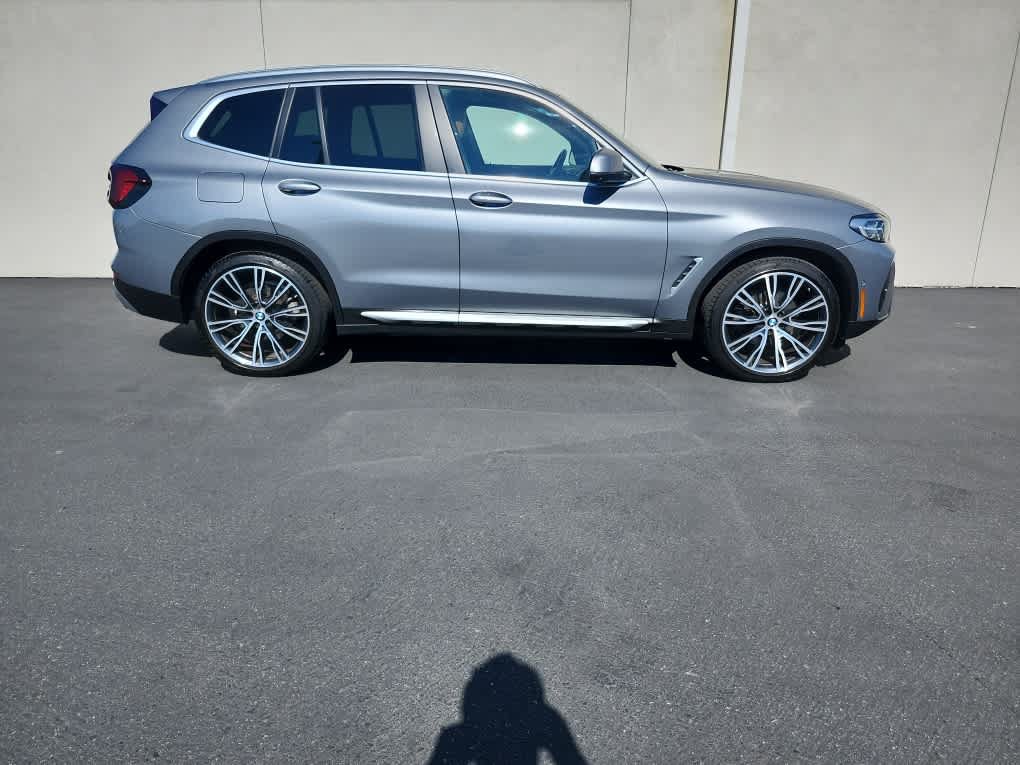 Used 2023 BMW X3 sDrive30i w/ Premium Package RWD image 3