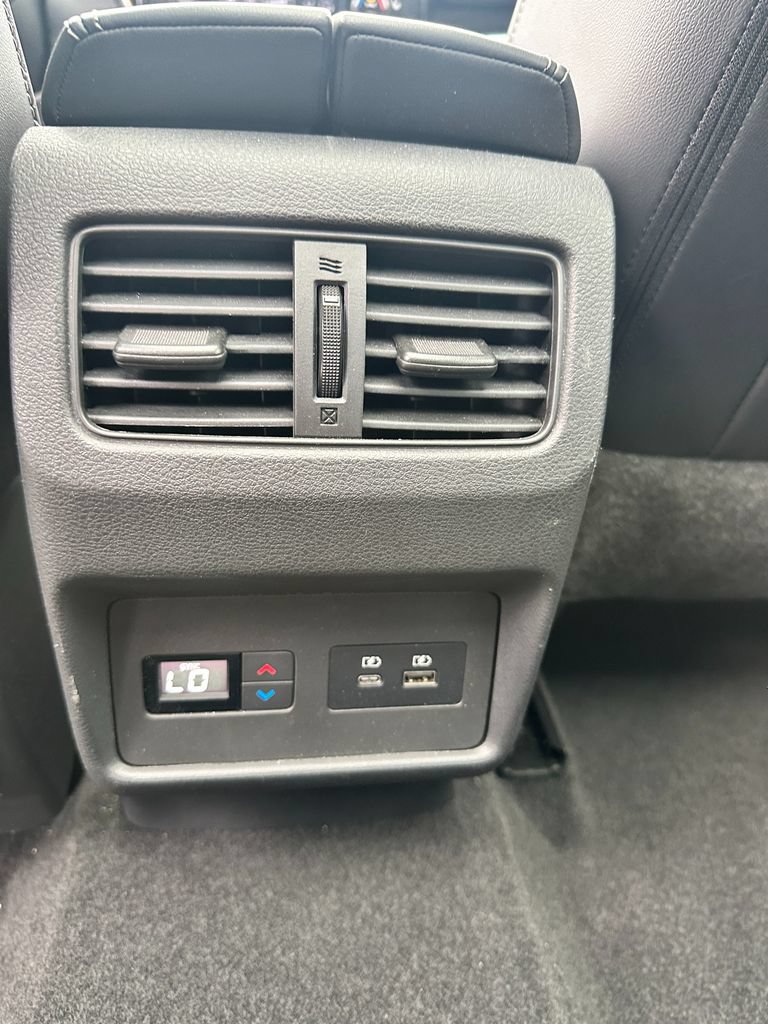 Used 2023 Nissan Rogue SL w/ SL Premium Package FWD image 15