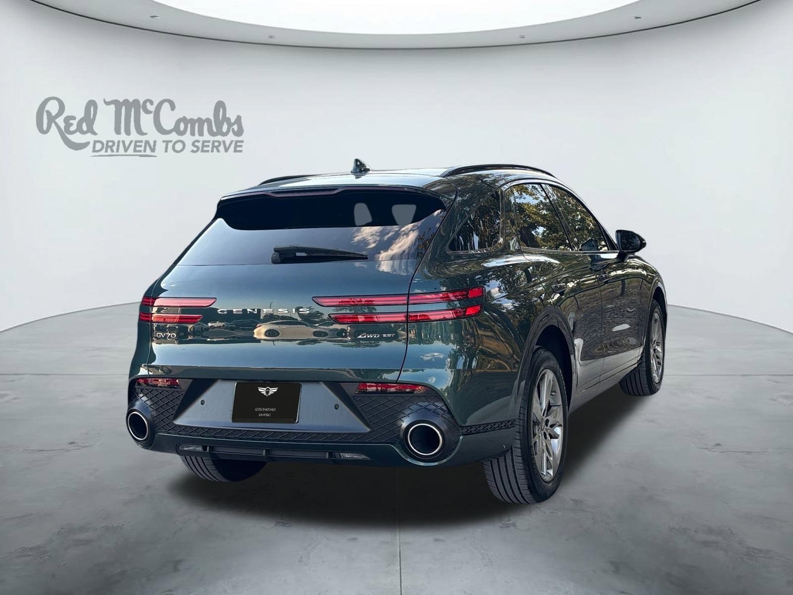 Used 2024 Genesis GV70 3.5T Sport image 5