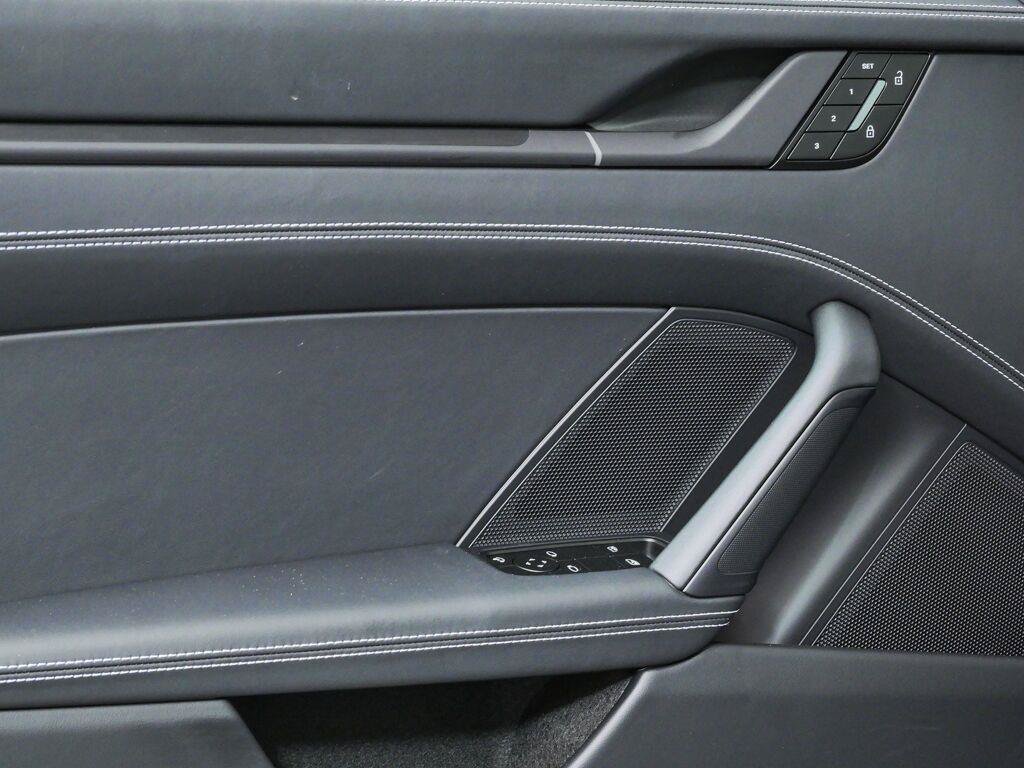 New 2026 Porsche 911 Carrera T RWD image 6