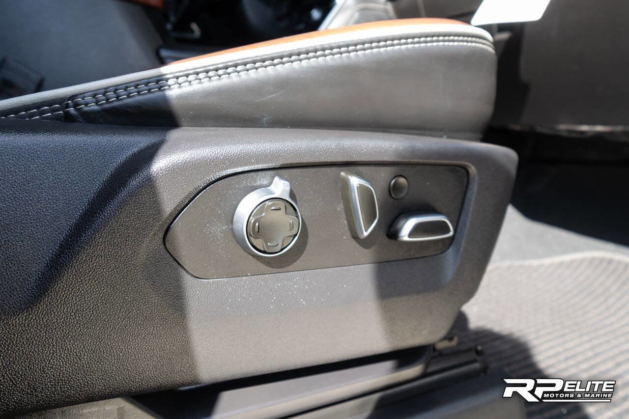 Used 2025 GMC Sierra 2500 Denali Ultimate image 70