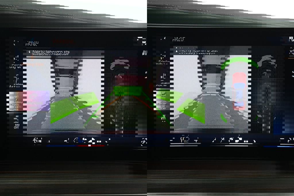 Used 2024 BMW i7 eDrive50 image 20