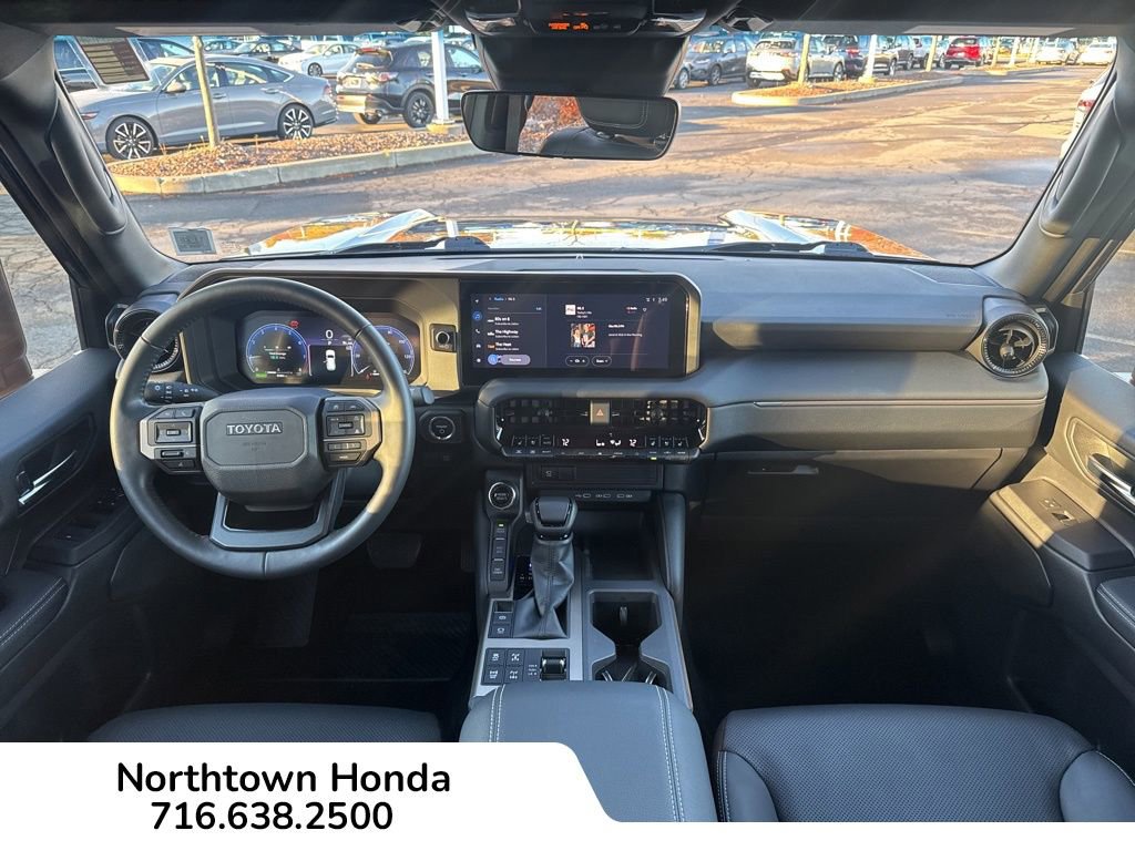 Used 2024 Toyota Land Cruiser image 20