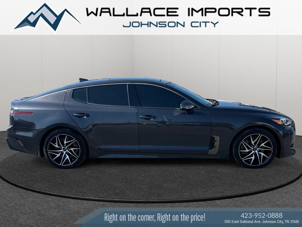 Used 2023 Kia Stinger GT-Line w/ Sun & Sound Package RWD image 6