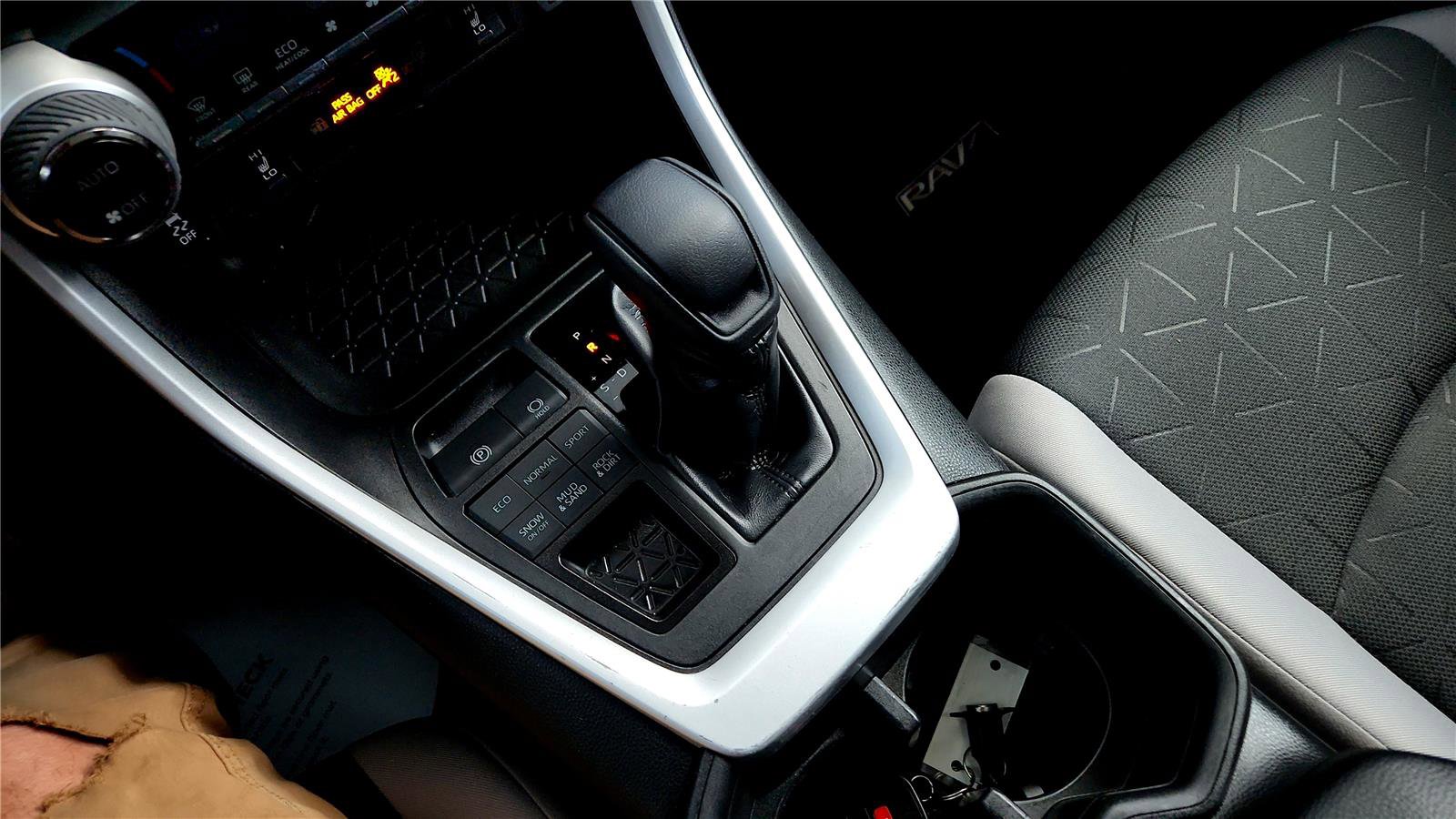 Used 2023 Toyota RAV4 XLE image 18