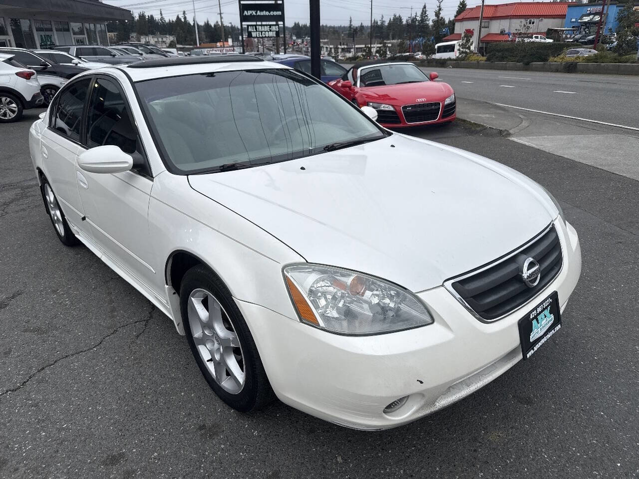Used 2002 Nissan Altima 3.5 SE w/ Leather Pkg FWD image 9