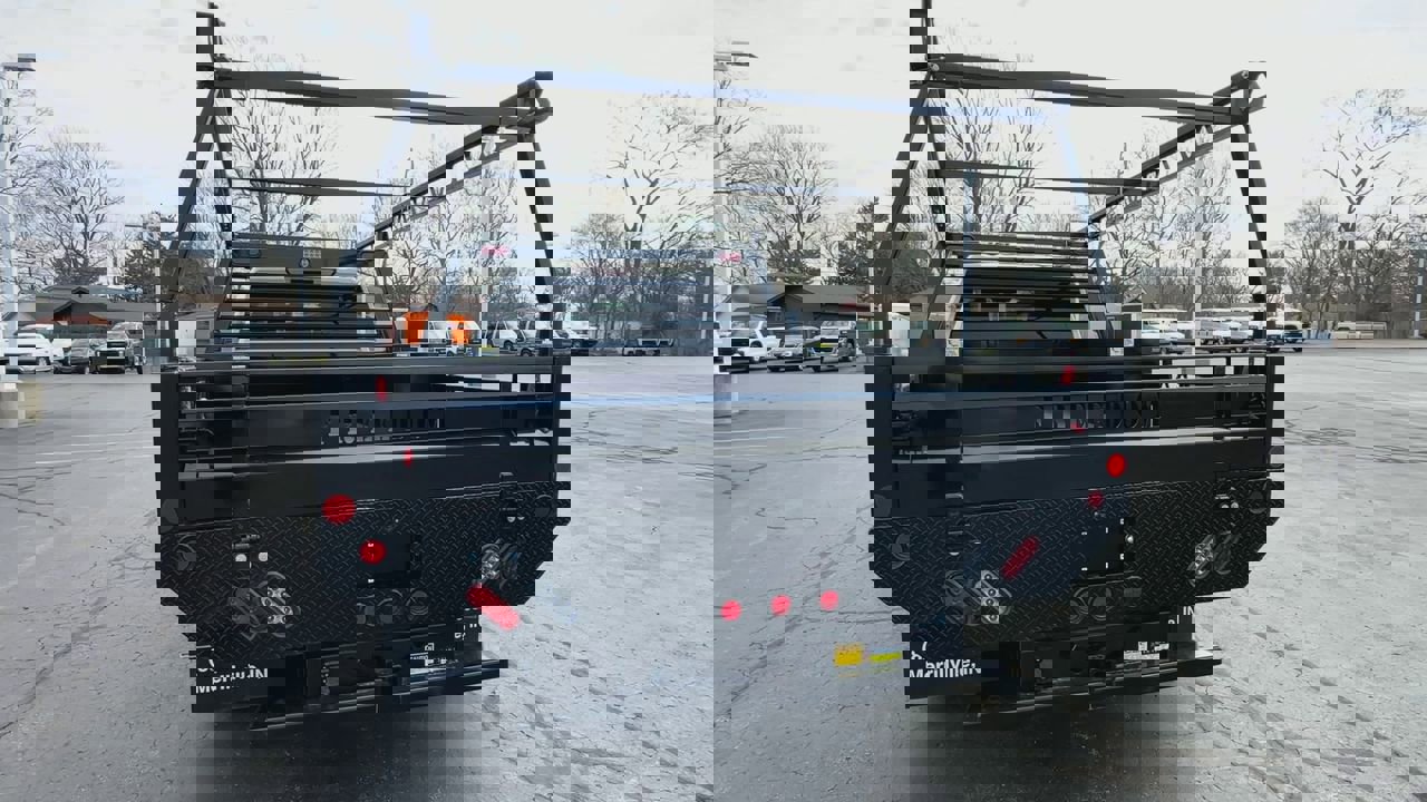 Used 2022 Chevrolet Silverado 3500 LT w/ Remote Start Package image 7