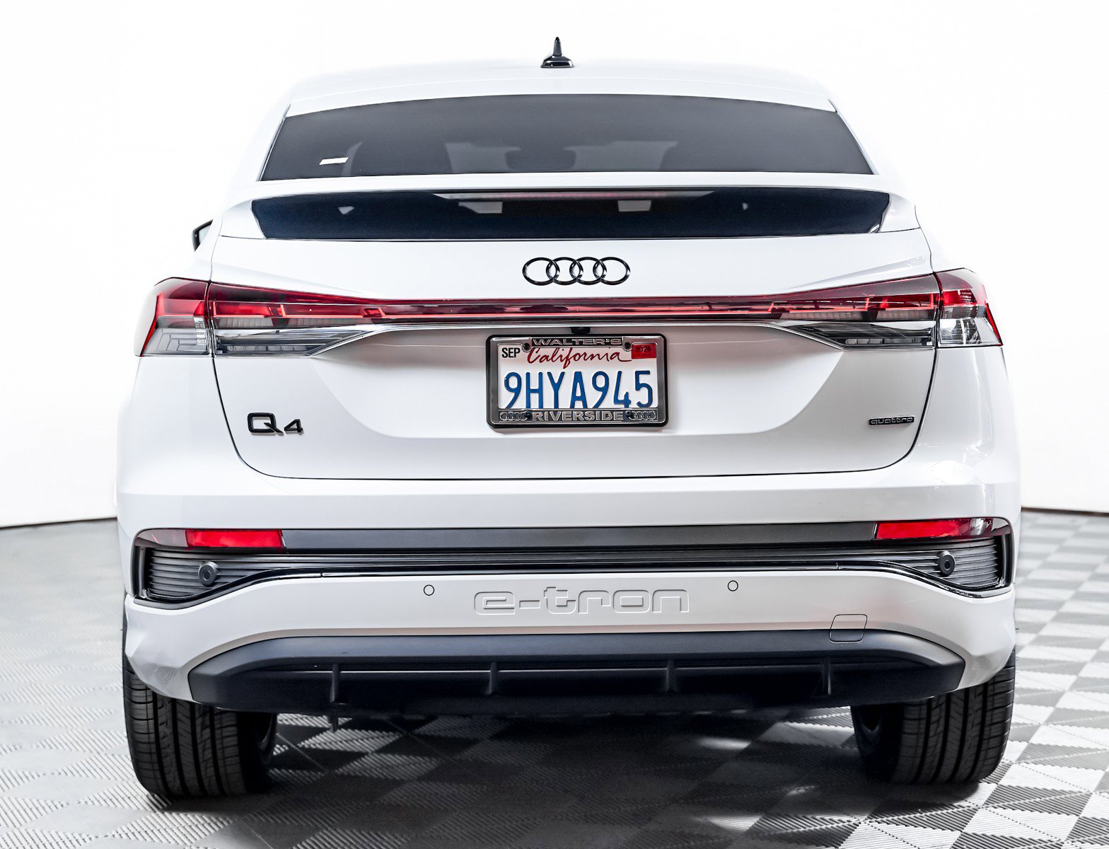 Certified 2023 Audi Q4 e-tron Premium Plus w/ Premium Plus AWD/4WD image 6