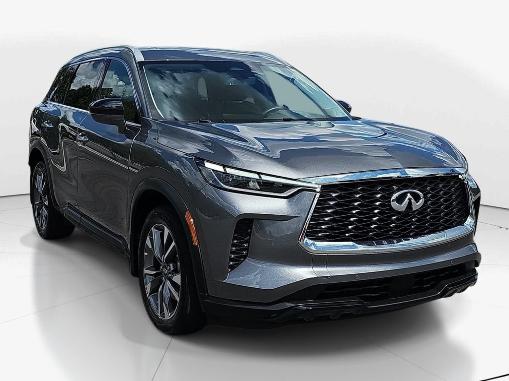 Used 2025 INFINITI QX60 Luxe AWD/4WD image 3