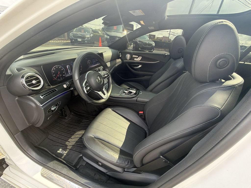Used 2019 Mercedes-Benz E 300 4MATIC image 10