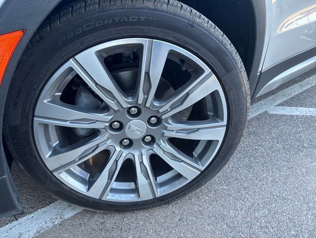 Used 2022 Cadillac XT4 Premium Luxury AWD/4WD image 6