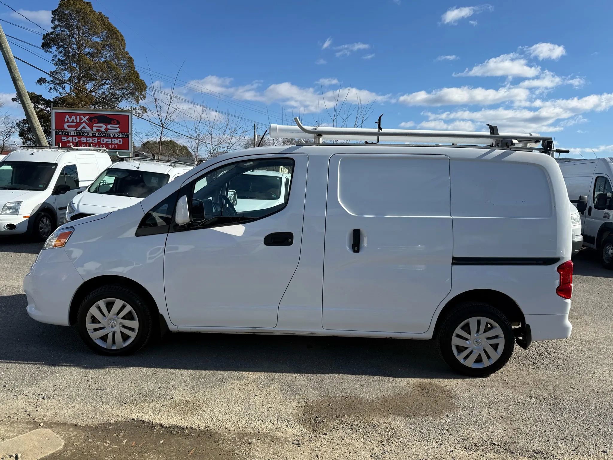 Used 2019 Nissan NV200 SV w/ Navigation Package image 3