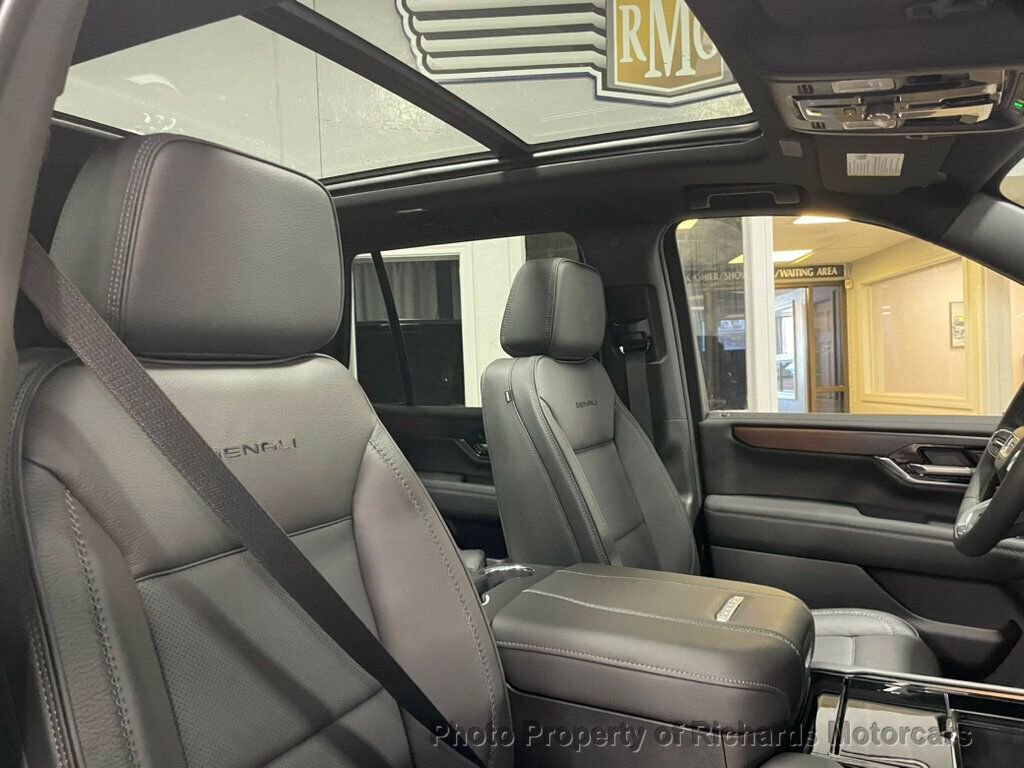 Used 2026 GMC Yukon Denali w/ Sun & Power Step Package image 26