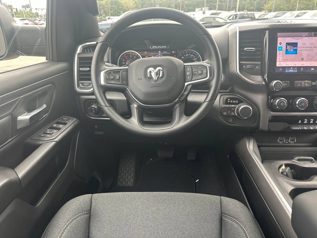 New 2026 RAM 1500 Express AWD/4WD image 14