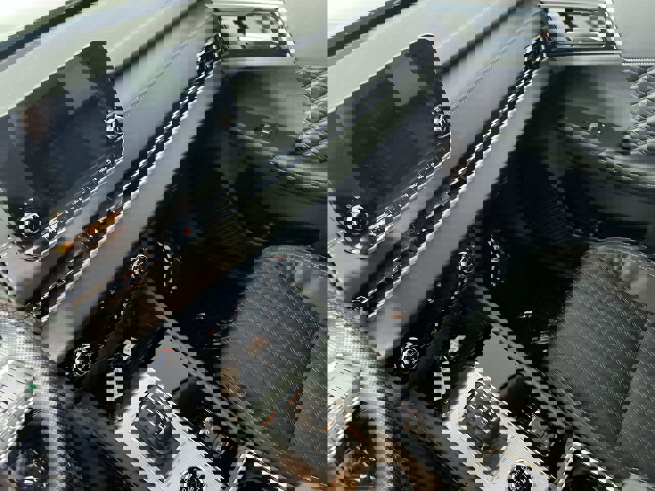 Used 2022 Mitsubishi Outlander SEL AWD/4WD image 23