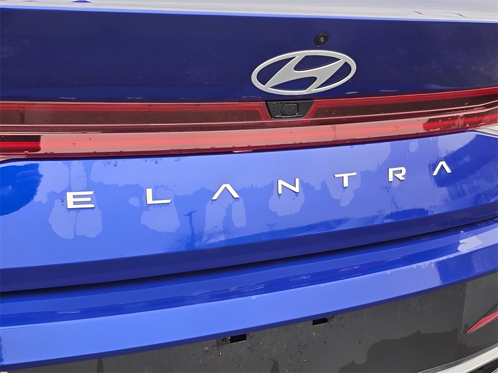 Certified 2024 Hyundai Elantra SEL w/ Convenience Package image 32