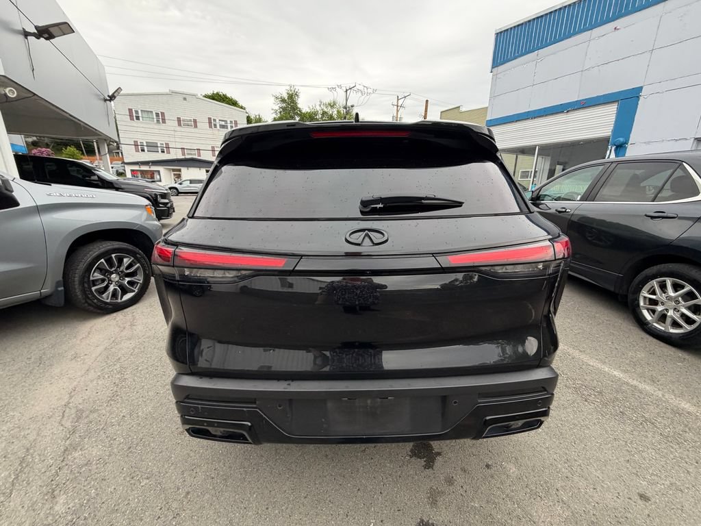 Used 2024 INFINITI QX60 Luxe AWD/4WD image 4