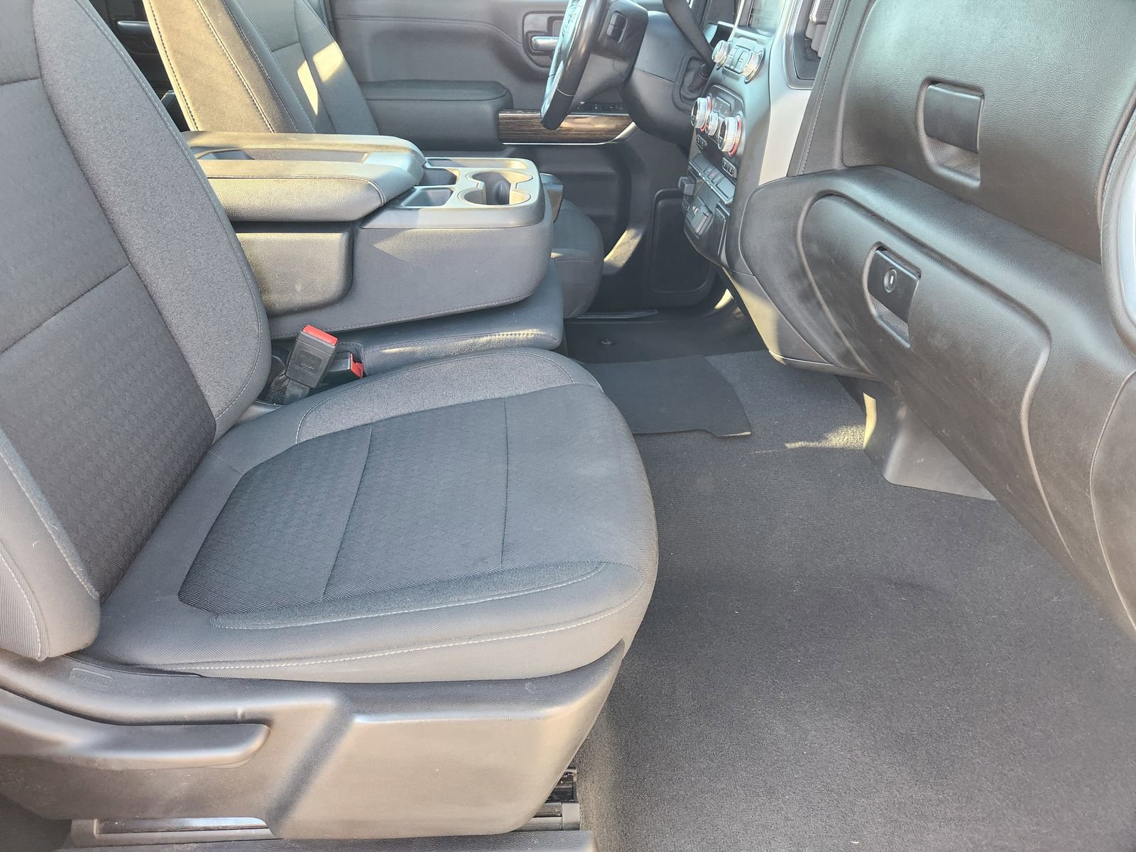 Used 2022 GMC Sierra 2500 SLE w/ SLE Convenience Package image 18