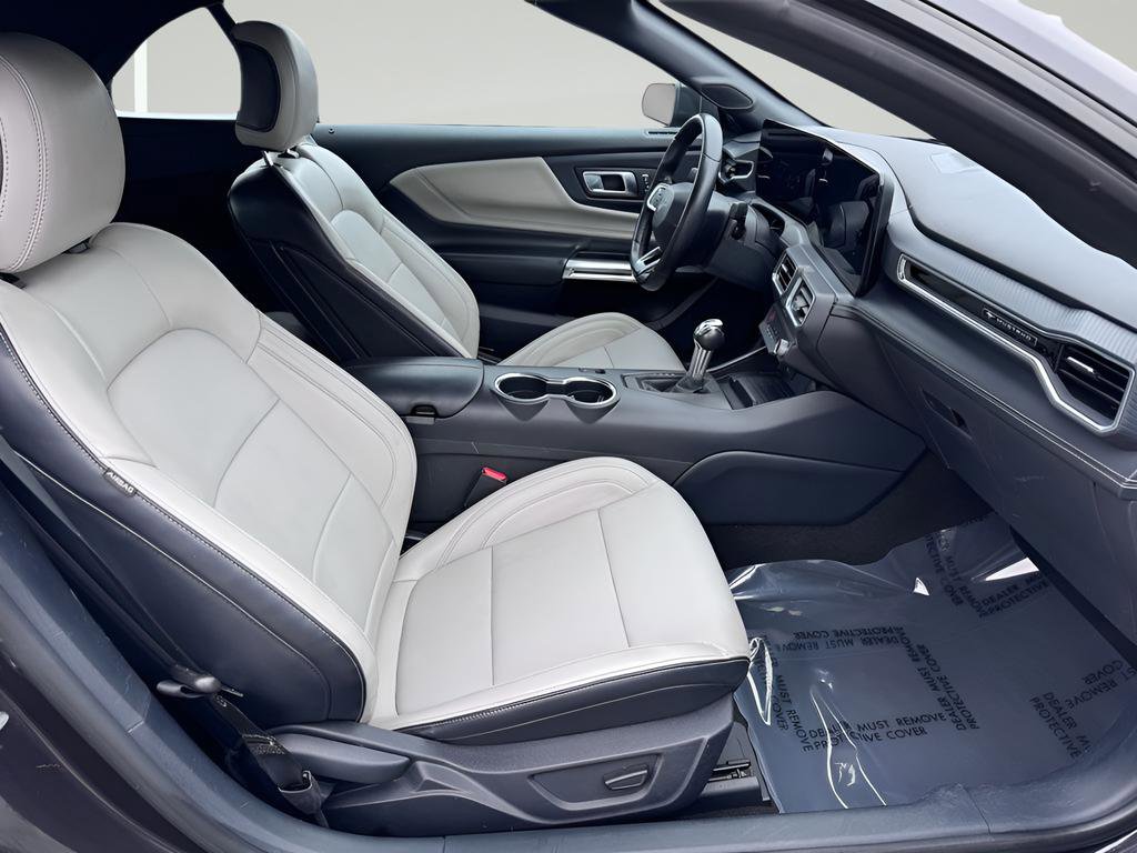 Used 2024 Ford Mustang Premium RWD image 31