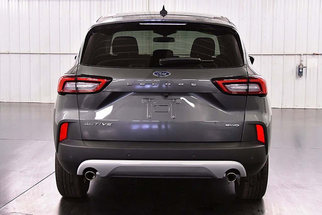 Used 2023 Ford Escape Active w/ Tech Pack #2 AWD/4WD image 5