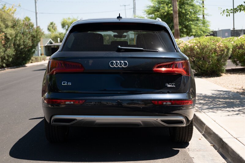Used 2018 Audi Q5 2.0T Premium Plus w/ Premium Plus Package AWD/4WD image 4