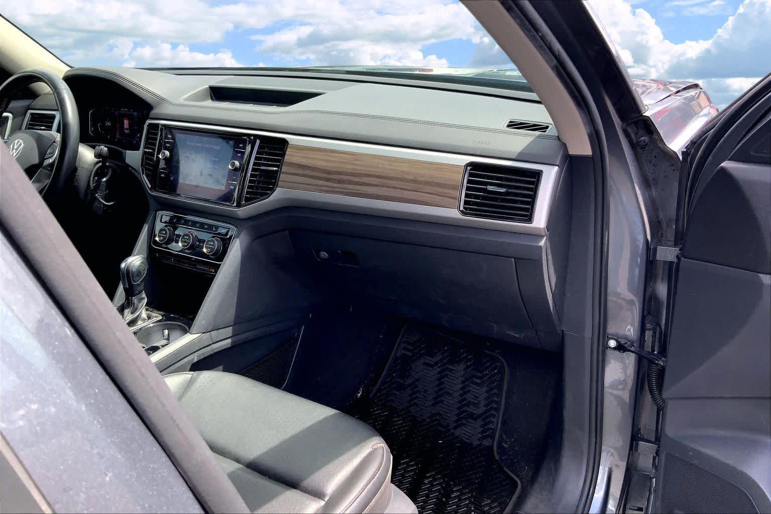Used 2021 Volkswagen Atlas SEL w/ MDO Package (Bench Seat) AWD/4WD image 23