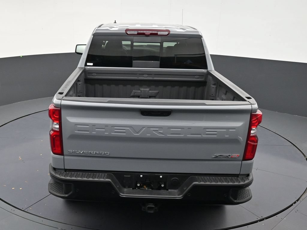 Used 2025 Chevrolet Silverado 1500 ZR2 AWD/4WD image 15