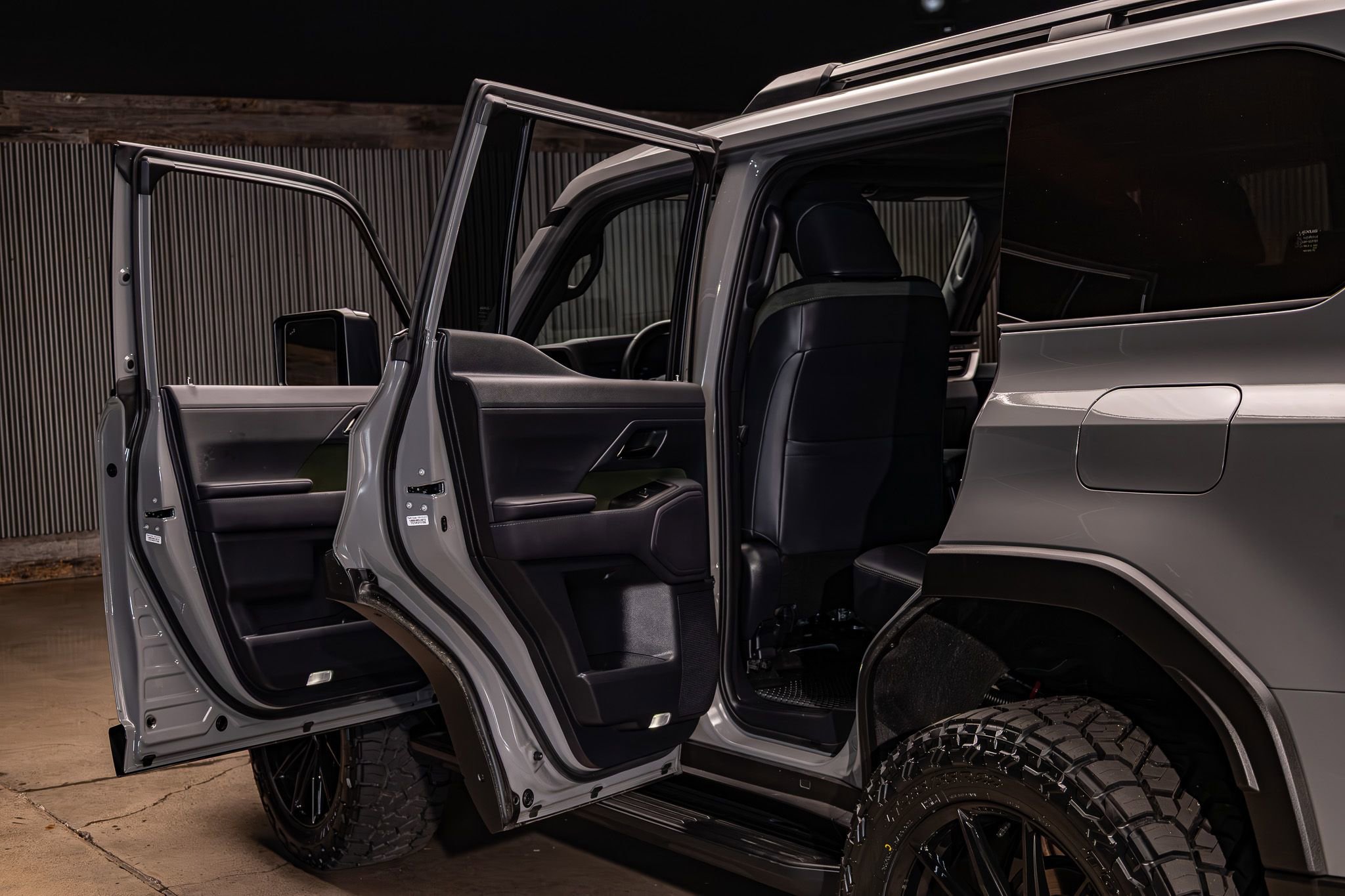 Used 2025 Lexus GX 550 image 28