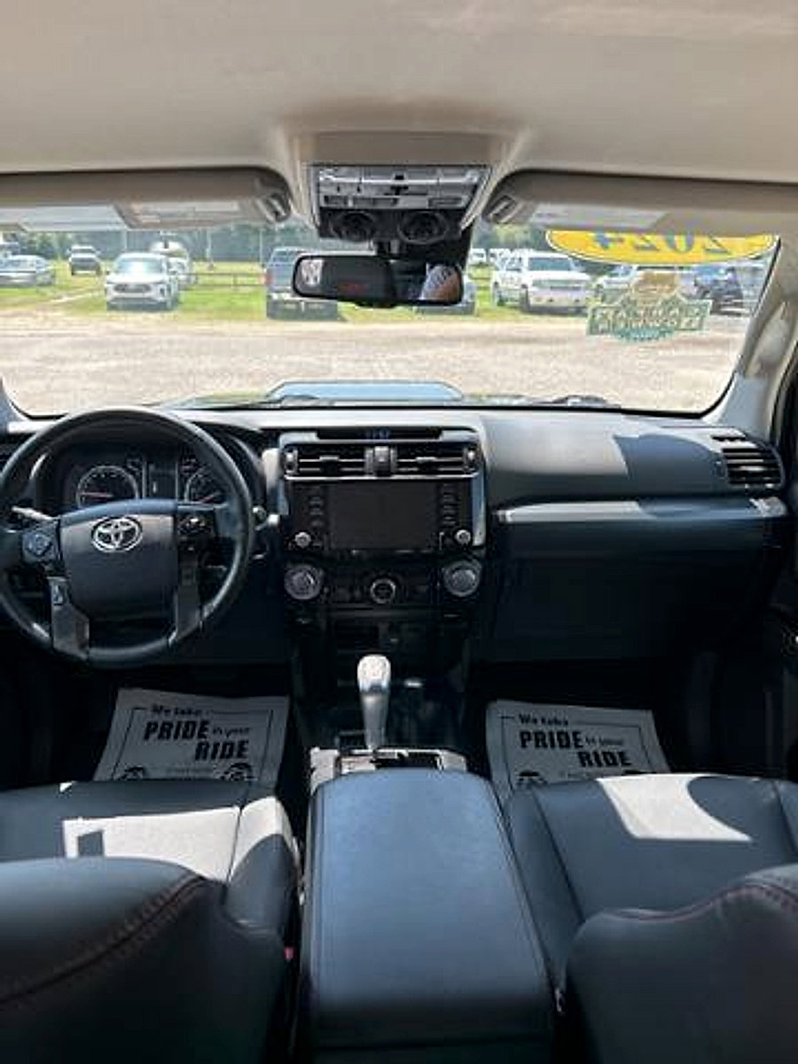 Used 2024 Toyota 4Runner TRD Off-Road Premium image 26