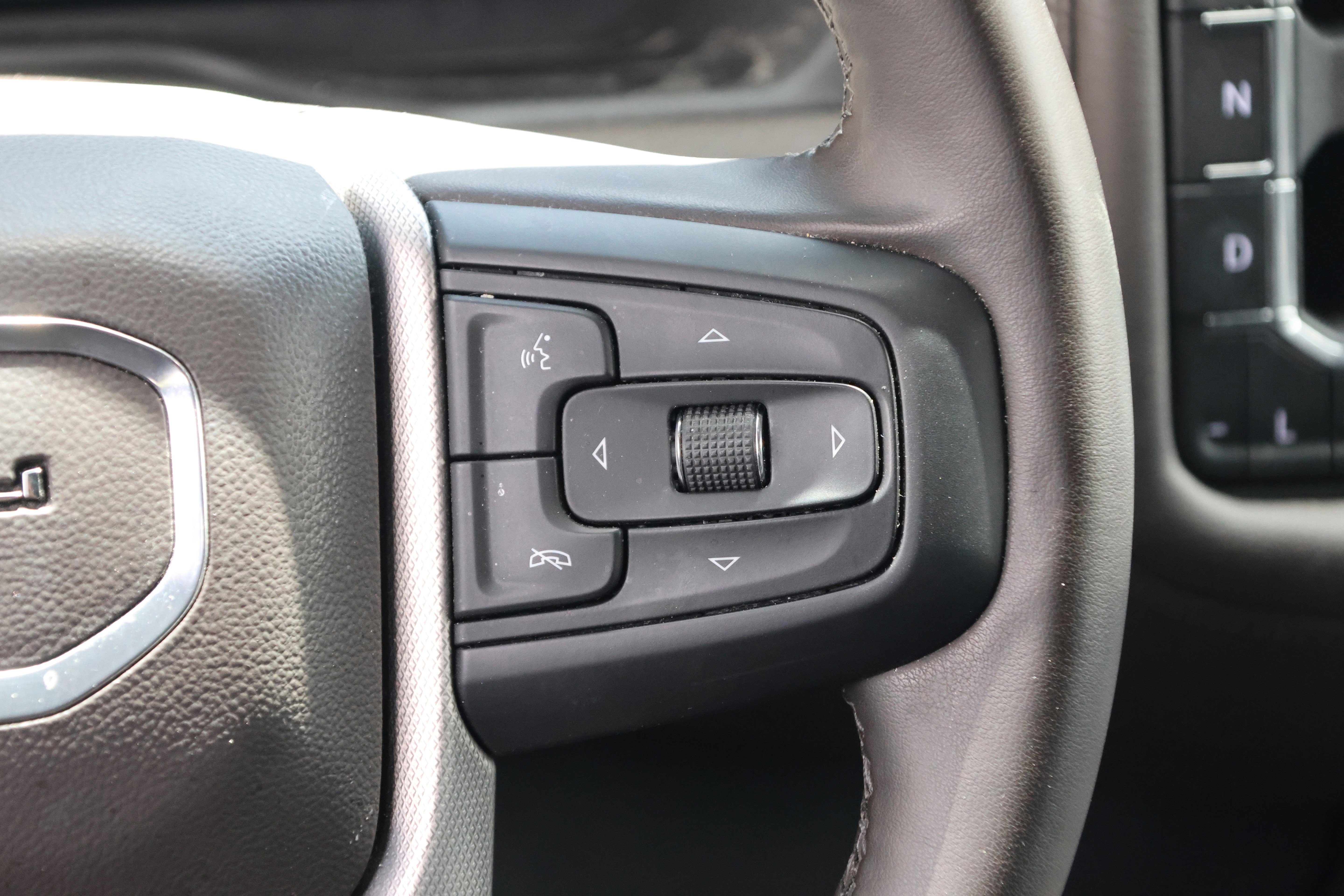 Used 2023 GMC Yukon XL Denali AWD/4WD image 22