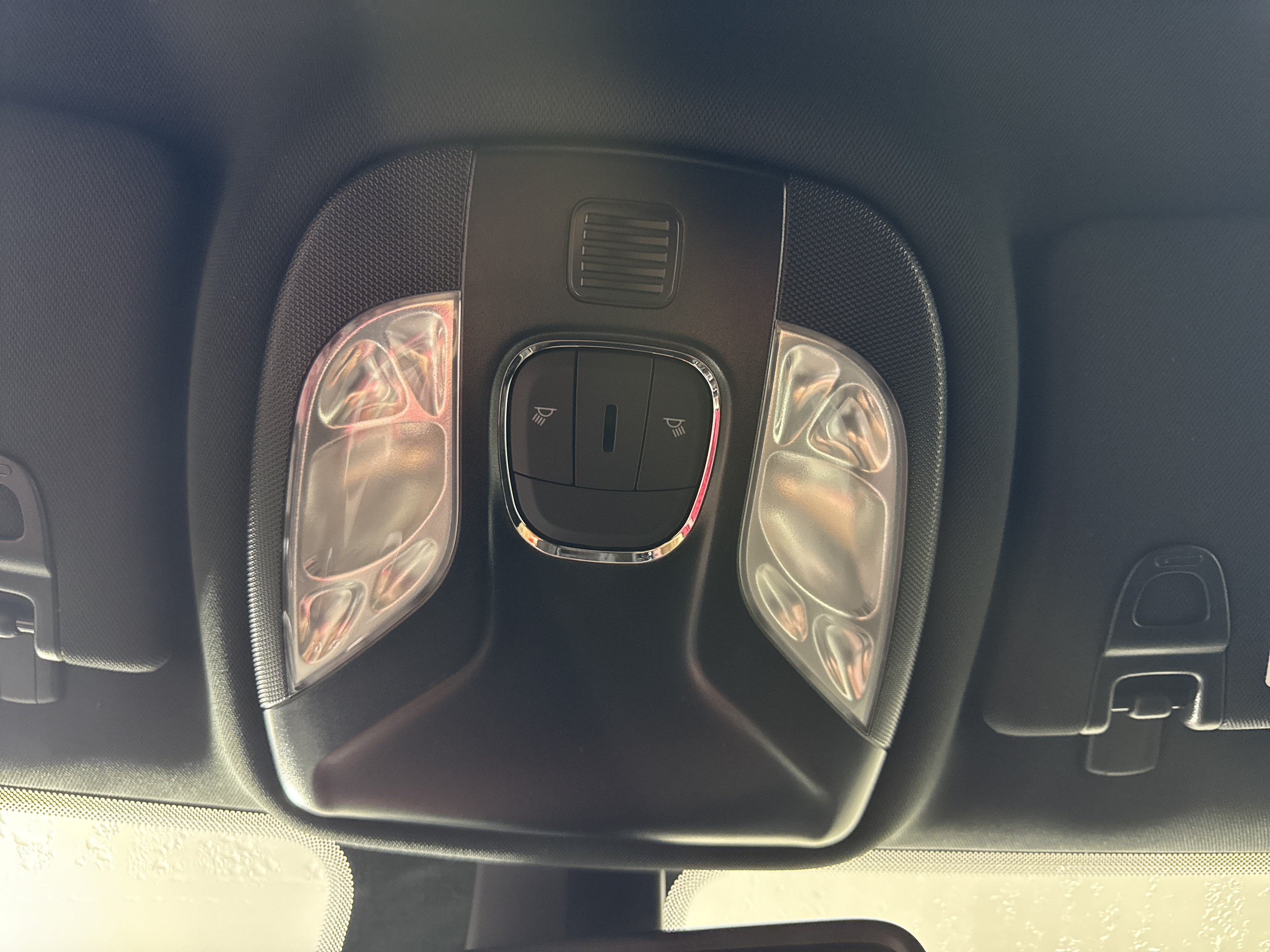 New 2026 Jeep Compass Latitude AWD/4WD image 24
