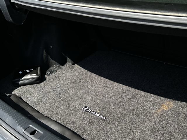 Used 2016 Lexus IS 350 RWD image 35