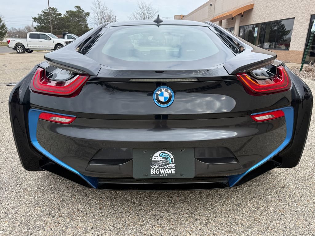 Used 2015 BMW i8 image 6