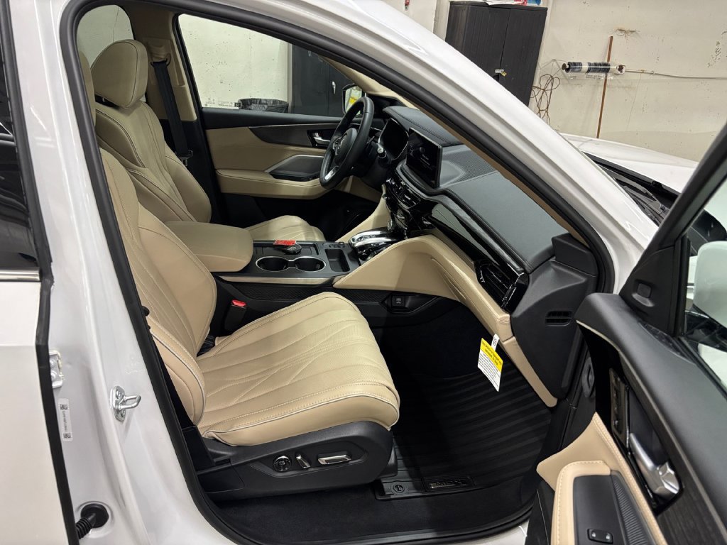 Certified 2026 Acura MDX w/ Advance Package AWD/4WD image 21