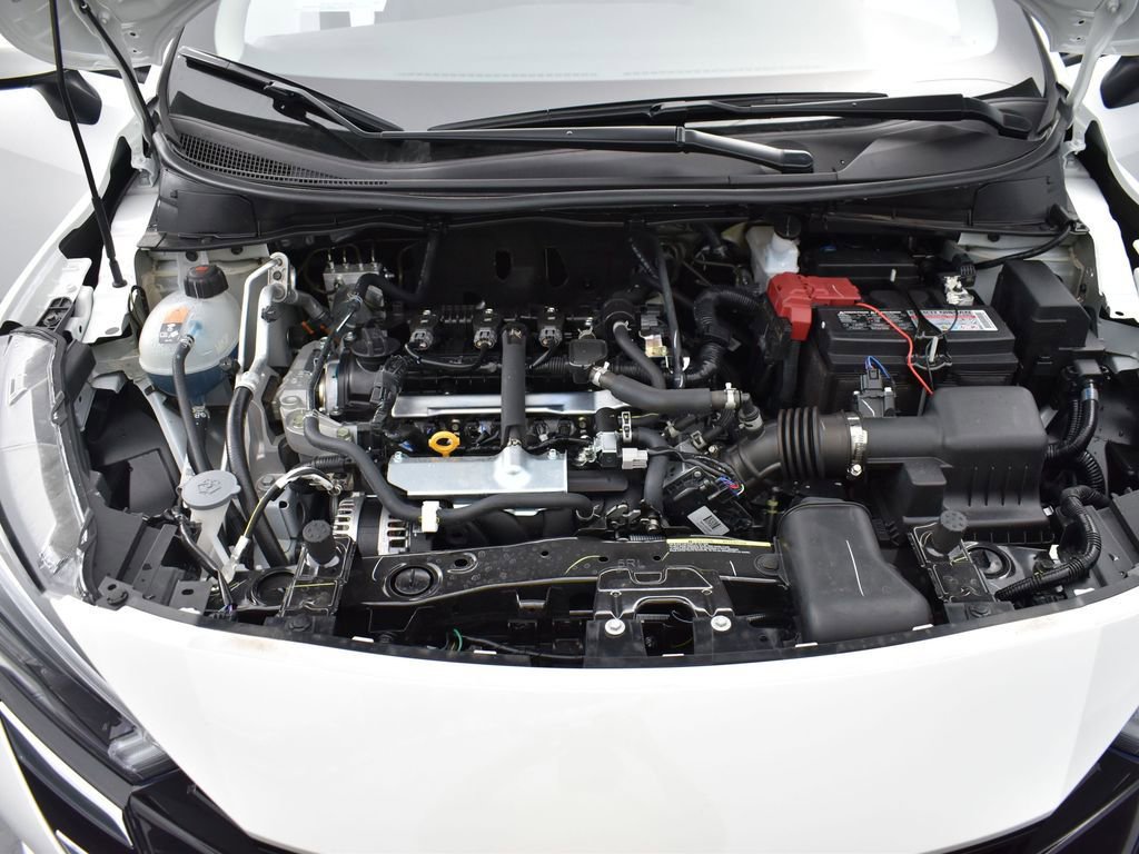 New 2025 Nissan Versa SV w/ Trunk Package FWD image 5