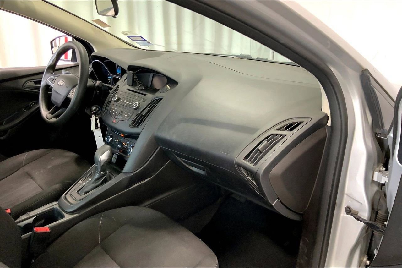 Used 2016 Ford Focus S FWD image 28