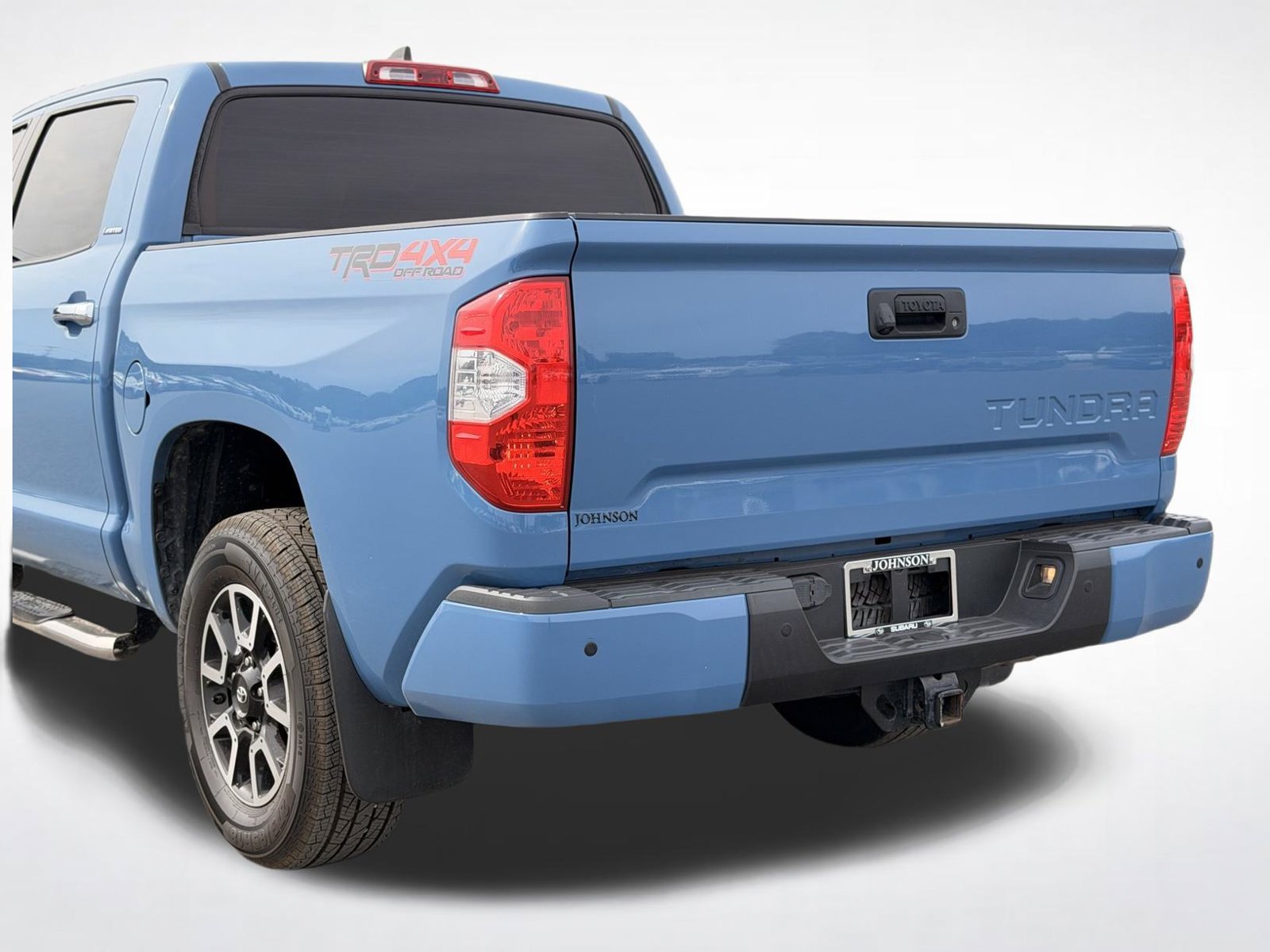 Used 2020 Toyota Tundra Limited w/ Limited Premium Package AWD/4WD image 10