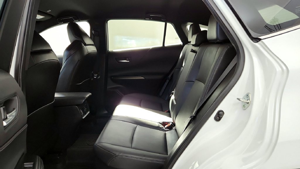 Certified 2023 Toyota Venza XLE AWD/4WD image 21