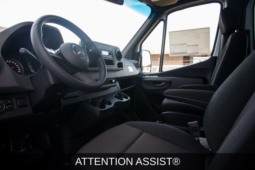Used 2025 Mercedes-Benz Sprinter 144 Cargo image 14