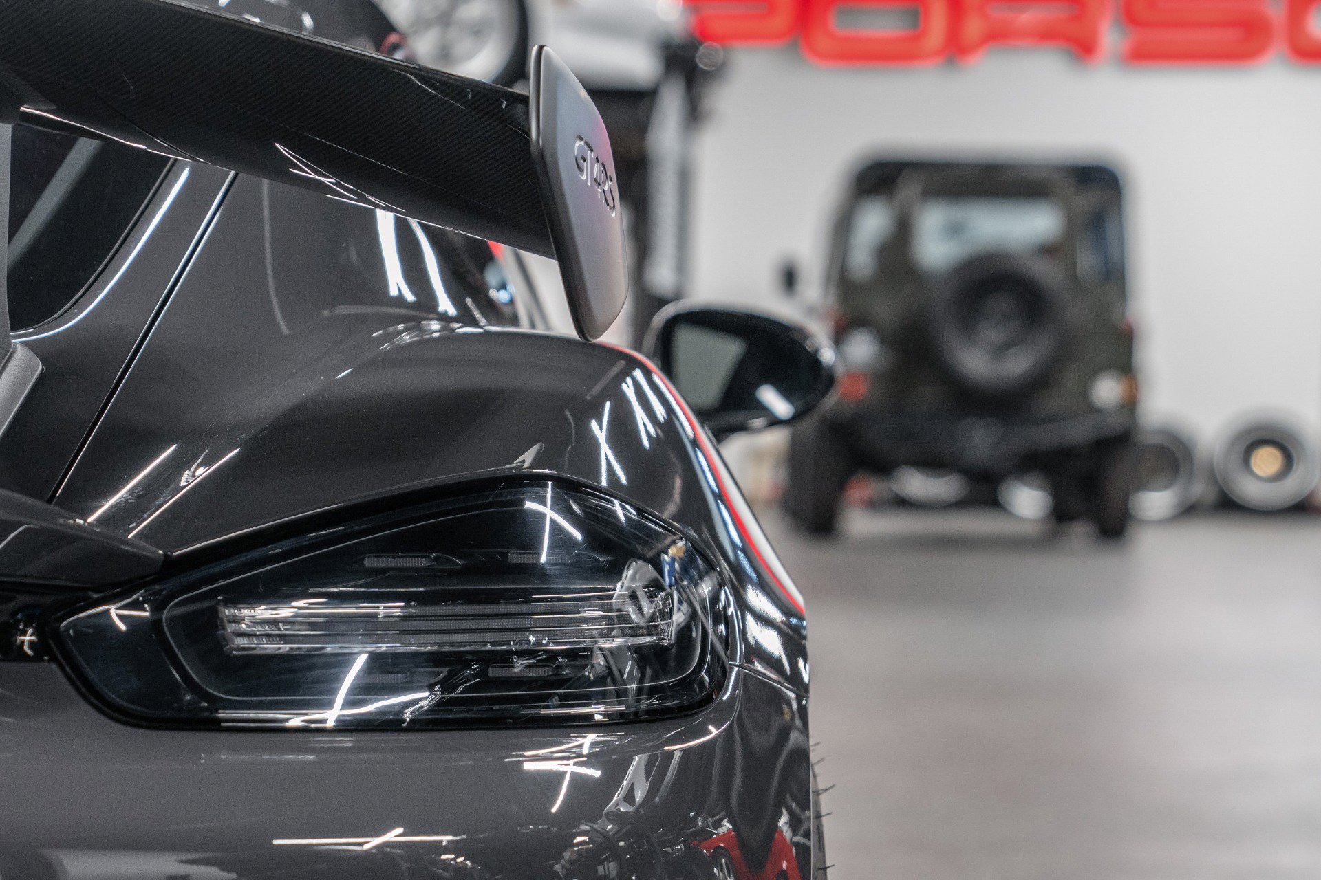 Used 2023 Porsche 718 Cayman GT4 RS image 33