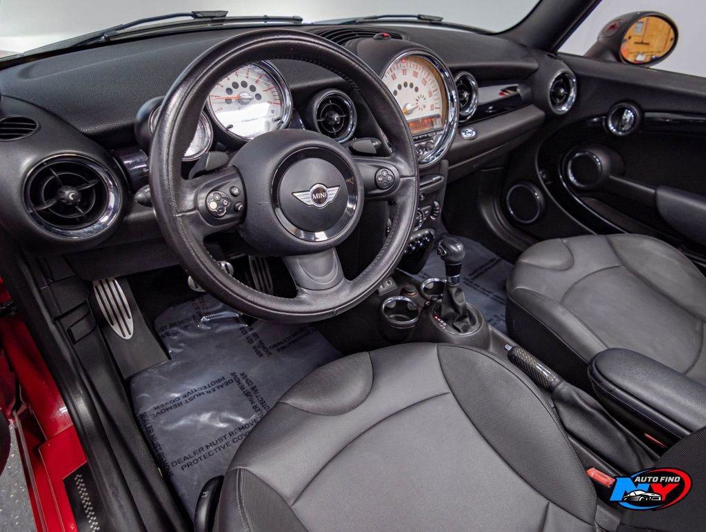 Used 2013 MINI Cooper S image 13