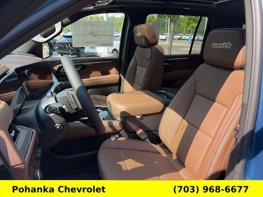 New 2026 Chevrolet Suburban High Country w/ Sun And Tow Package AWD/4WD image 25