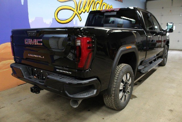New 2025 GMC Sierra 2500 Denali w/ Max Trailering Package image 4