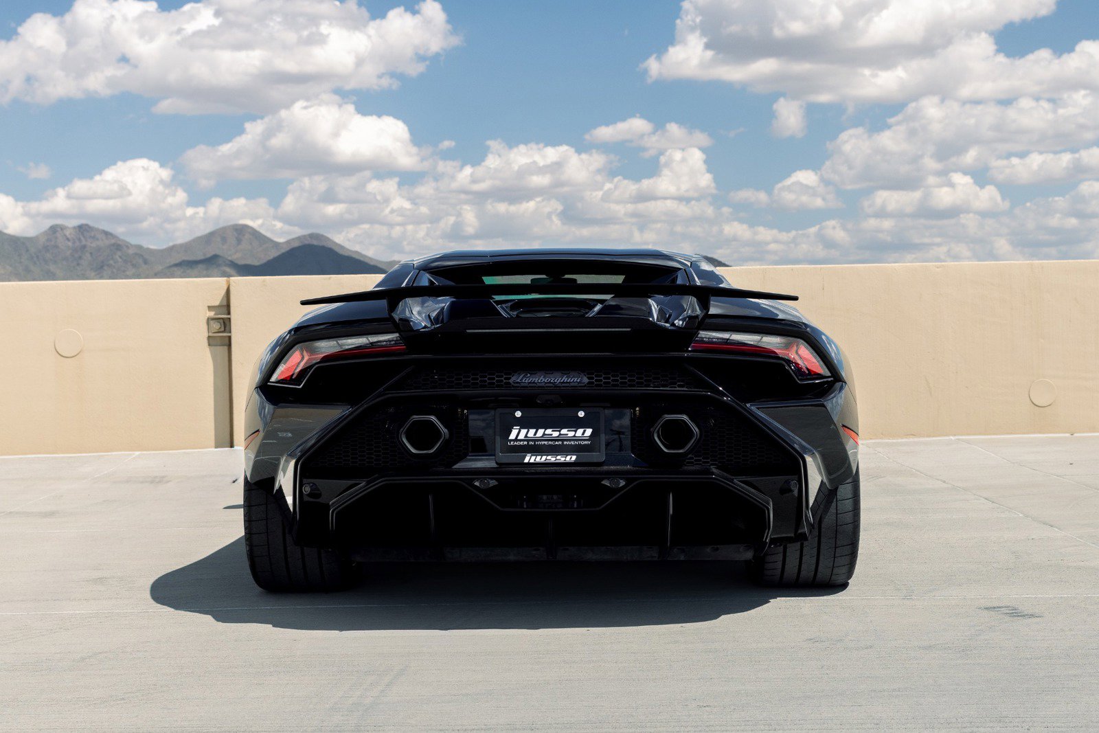 Used 2024 Lamborghini Huracan Tecnica image 5