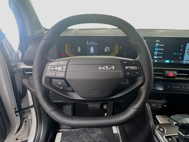 New 2026 Kia Sportage EX FWD image 11