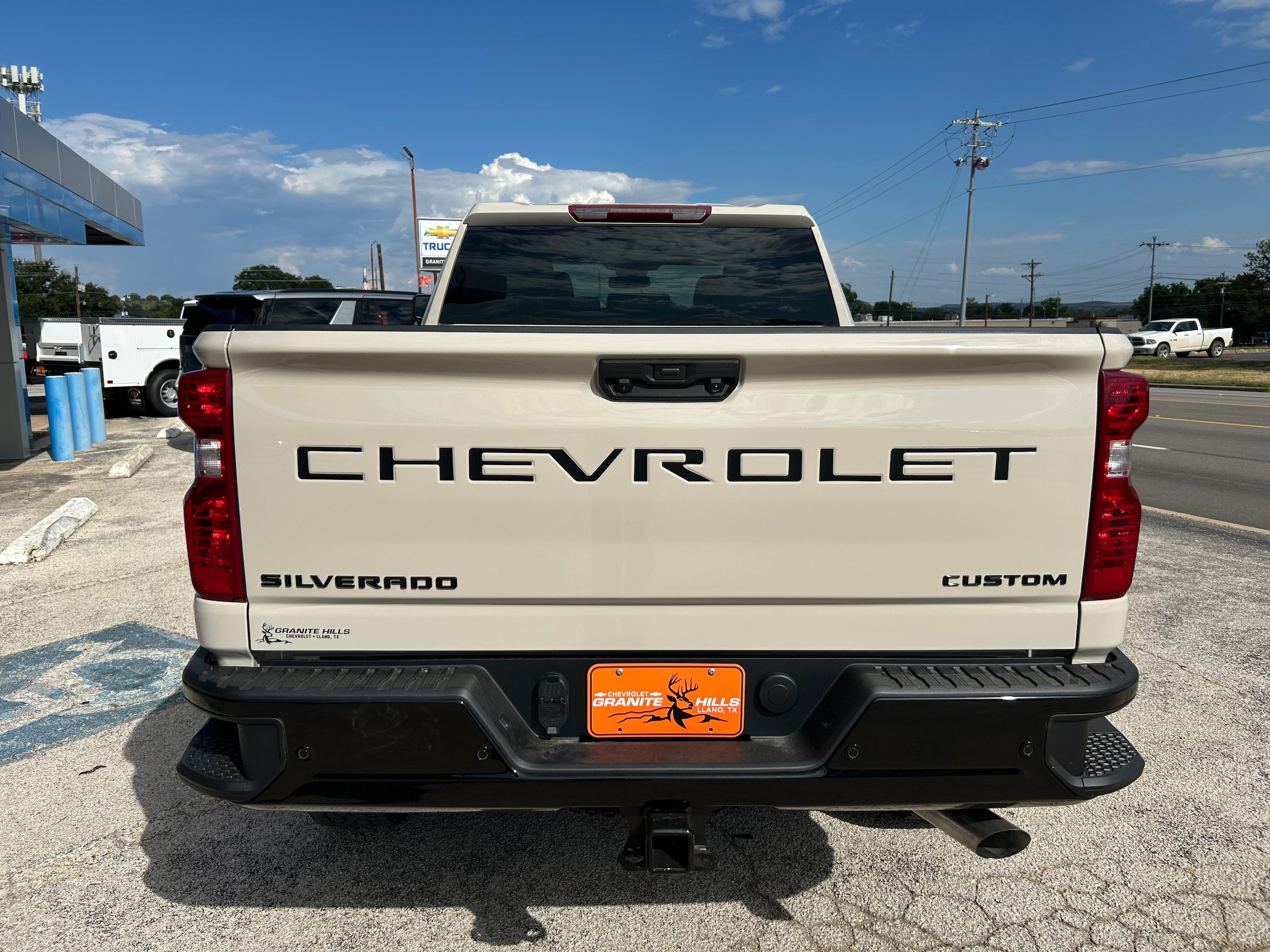 New 2026 Chevrolet Silverado 2500 Custom w/ Custom Value Package AWD/4WD image 10