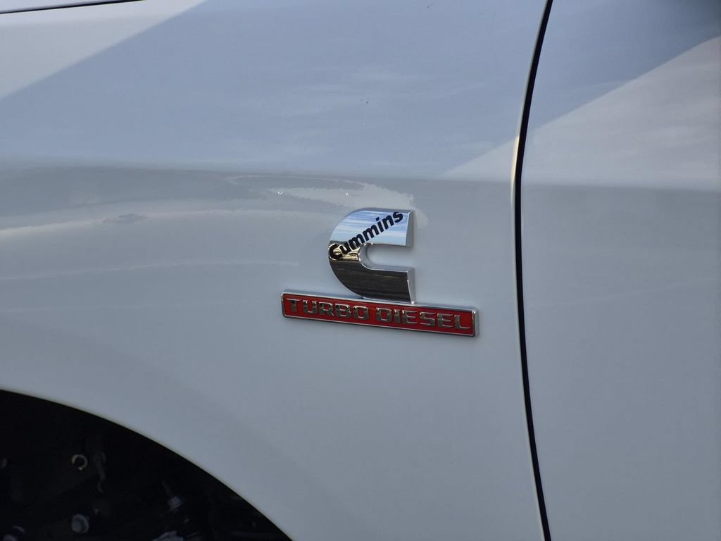 New 2027 RAM 3500 Laramie w/ Sport Appearance Package AWD/4WD image 15