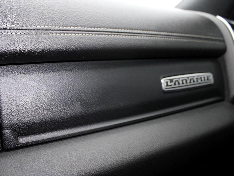 Used 2019 RAM 2500 Laramie image 19