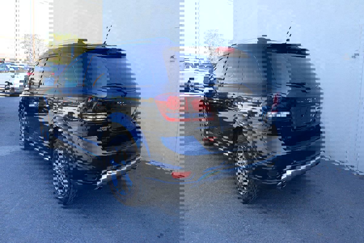 Used 2015 Dodge Journey Crossroad w/ Flexible Seating Group image 5